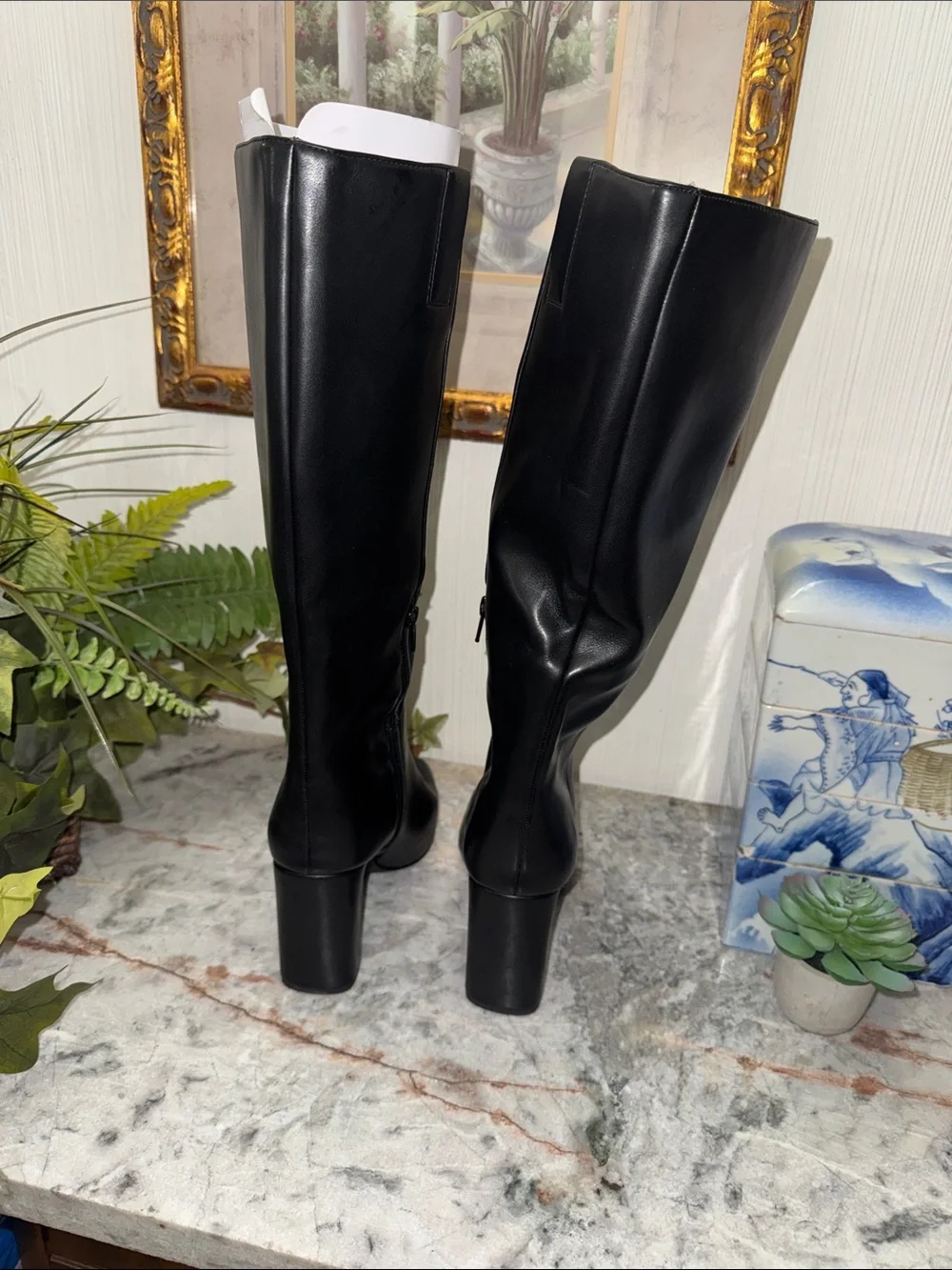 Black Knee-High Women’s Boots